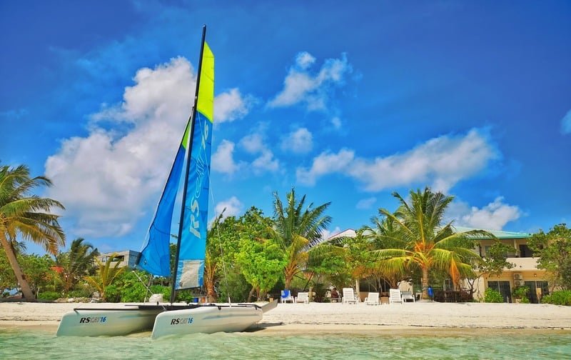 Crown Beach Hotel FI