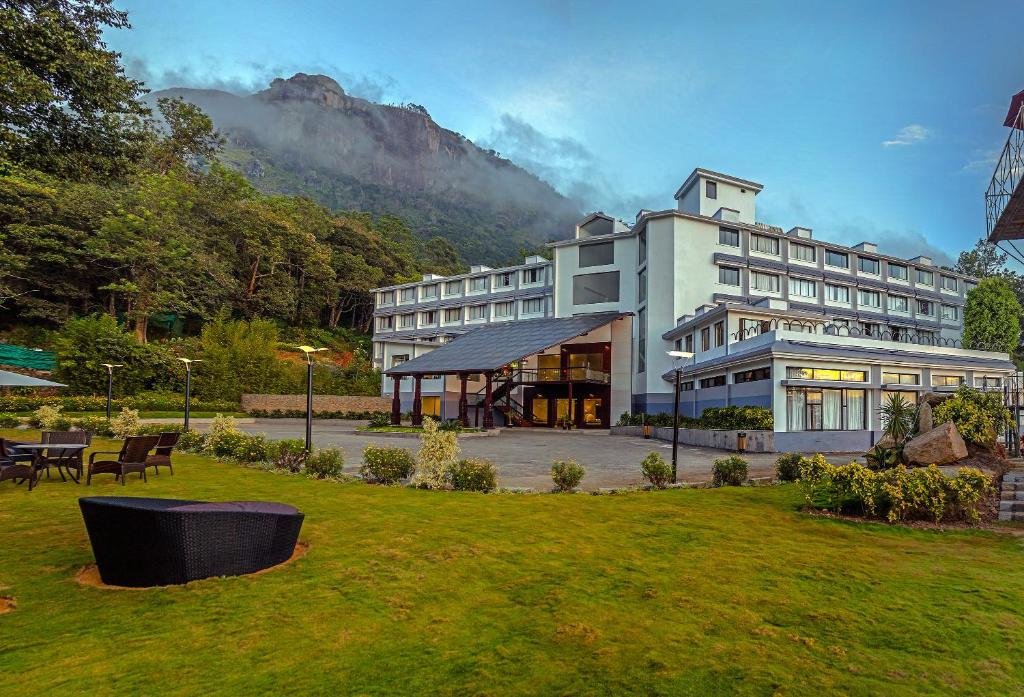 Sterling Munnar FI